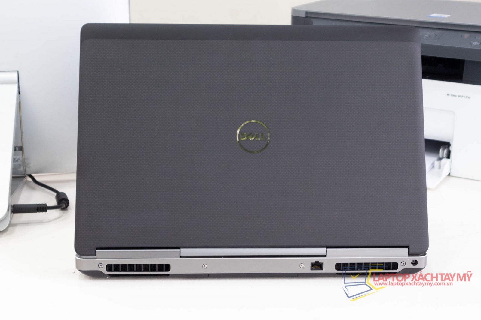 Dell Precesion 7720 Máy Trạm Đồ Họa i7-6820HQ, RAM 16GB, SSD 512, P3000 6GB, 17.3in.