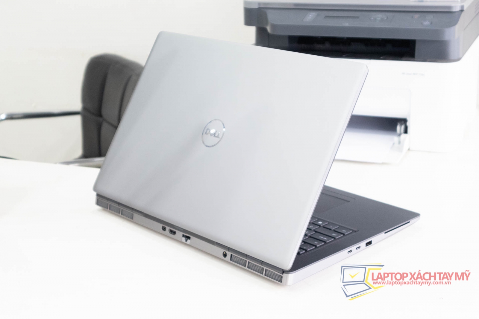 i7 10850H, RAM 32 GB, SSD 512 GB,Nvidia Quadro RTX3000 6GB, 17.3 in