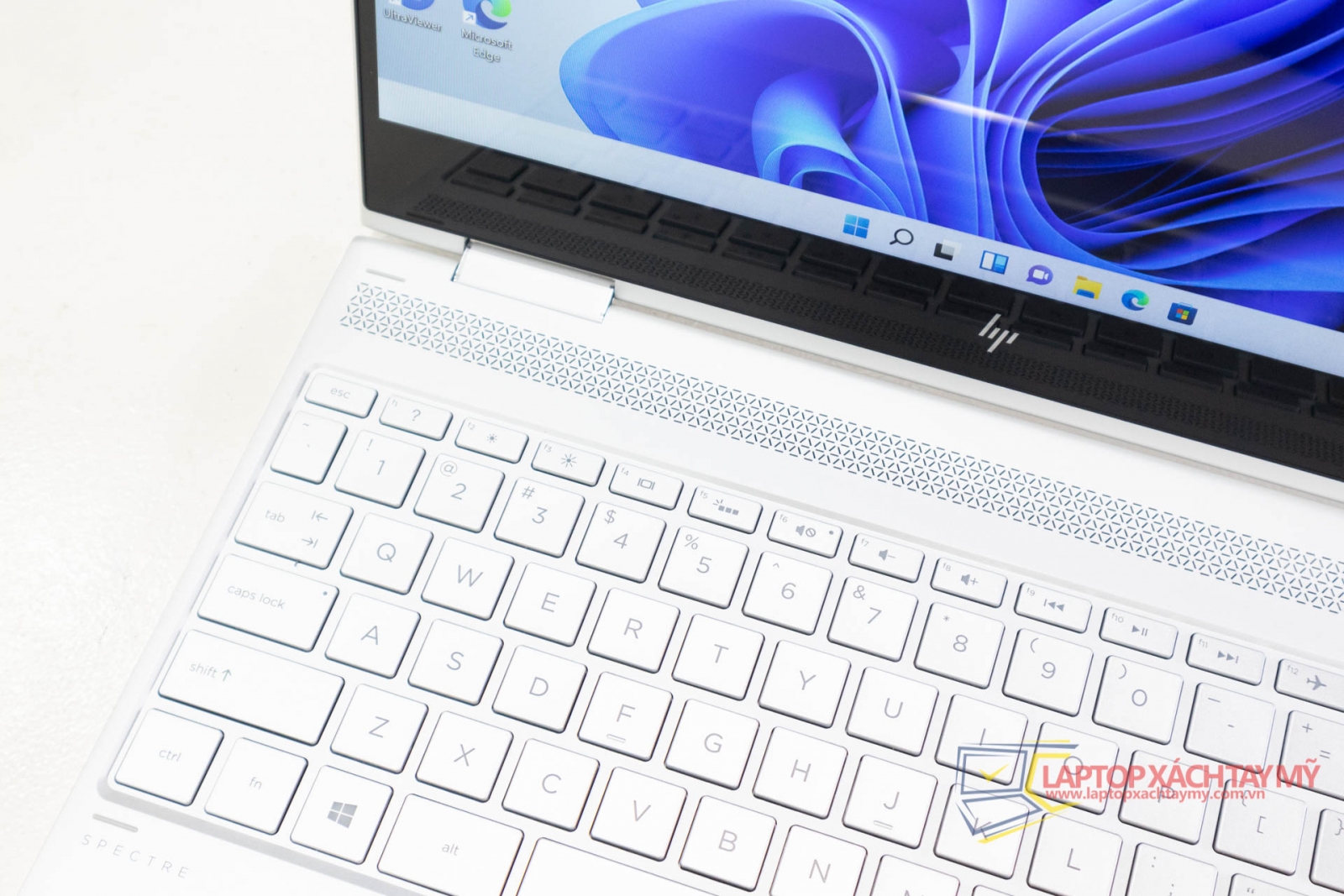 Laptop cũ tp HCM giá tốt, Laptop doanh nhân cao cấp siêu mỏng nhẹ HP SPECTRE Notebook 13 i7 7500U, 16Gb Ram, 512Gb SSD, Xoay 360, Màn hình cảm ứng Full HD