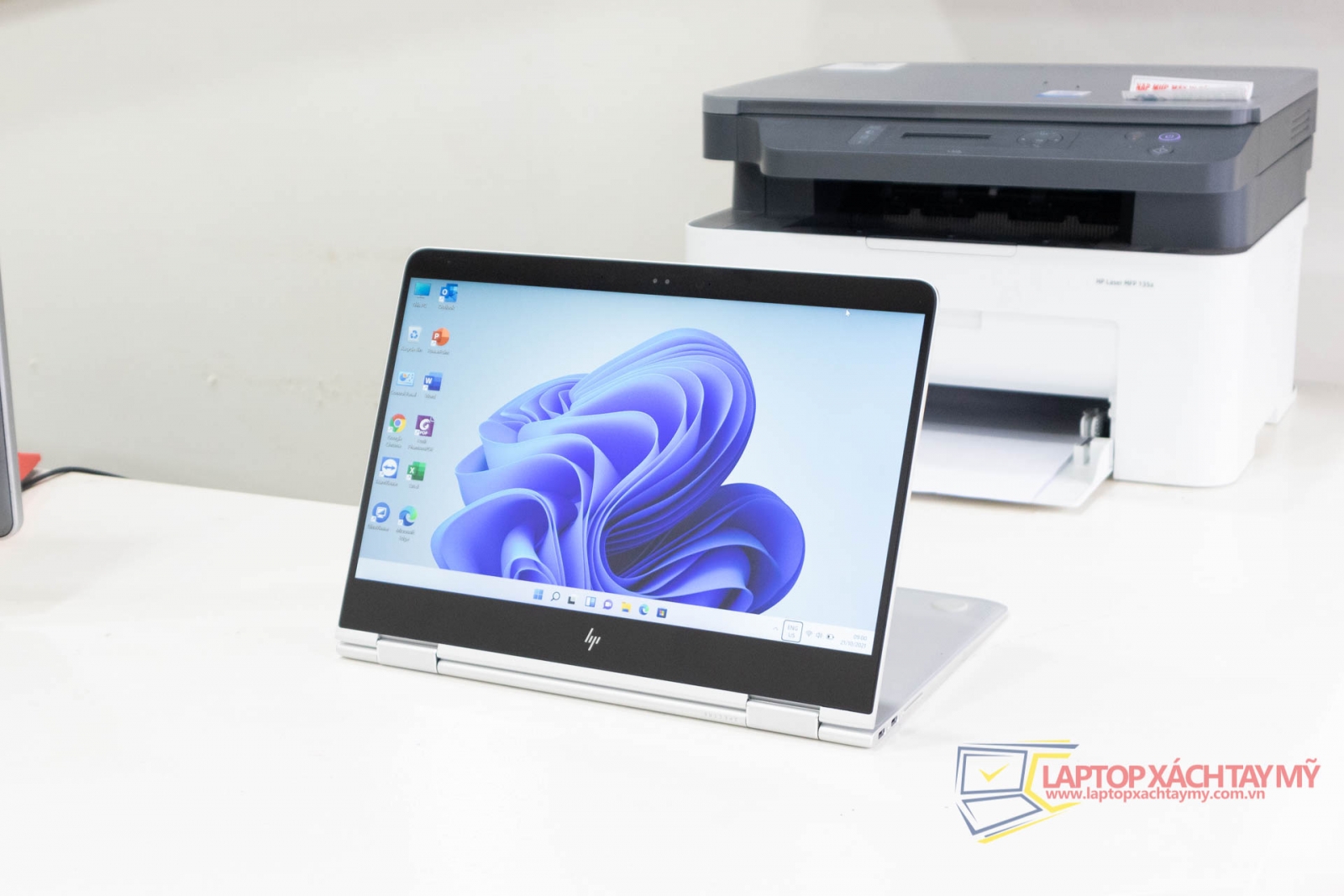 Laptop cũ tp HCM giá tốt, Laptop doanh nhân cao cấp siêu mỏng nhẹ HP SPECTRE Notebook 13 i7 7500U, 16Gb Ram, 512Gb SSD, Xoay 360, Màn hình cảm ứng Full HD