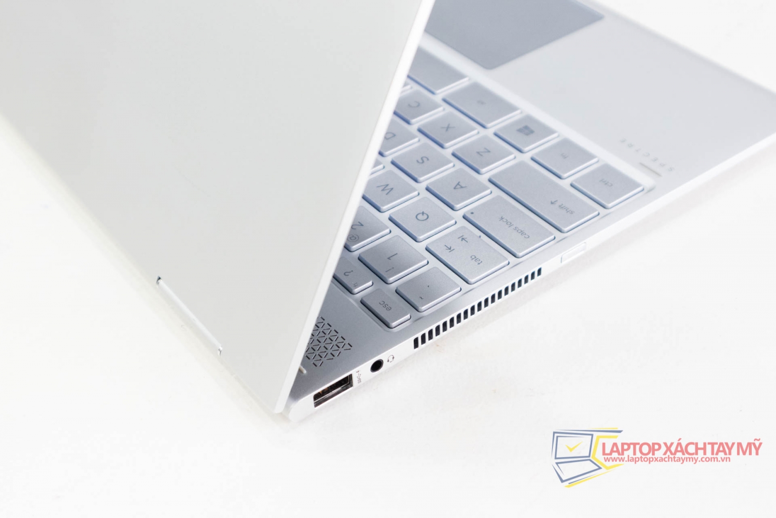 Laptop cũ tp HCM giá tốt, Laptop doanh nhân cao cấp siêu mỏng nhẹ HP SPECTRE Notebook 13 i7 7500U, 16Gb Ram, 512Gb SSD, Xoay 360, Màn hình cảm ứng Full HD