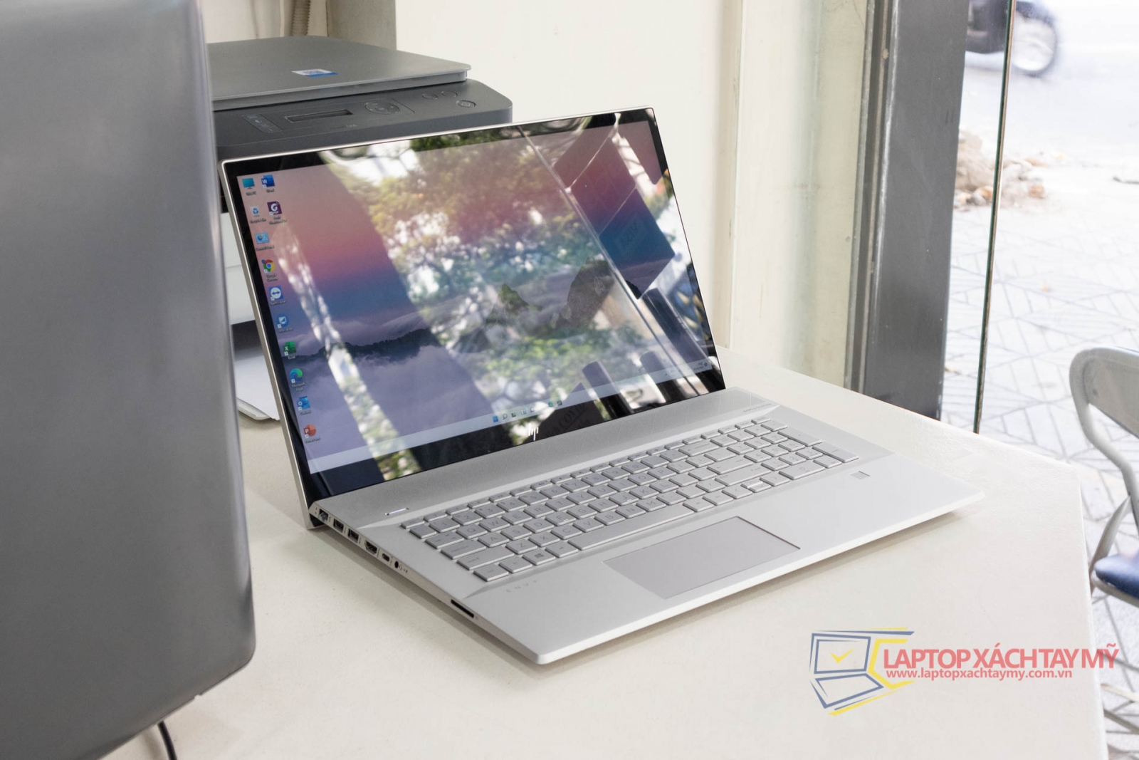 HP Envy Laptop 17 - Intel I7 10510U, Ram 12G, SSD 512G, Card MX250